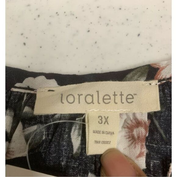 Floral Patterned Blouse - Picture 5 of 8